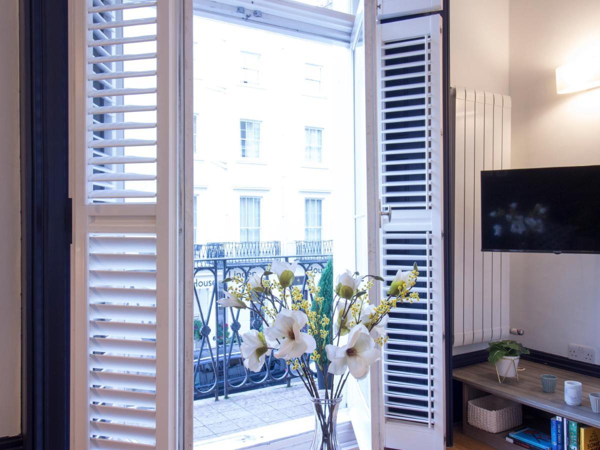 Thames Residences Hyde Park Londra Exterior foto